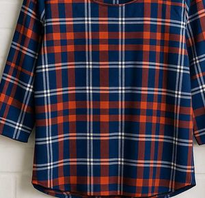 Plaid 3/4 Sleeve Top