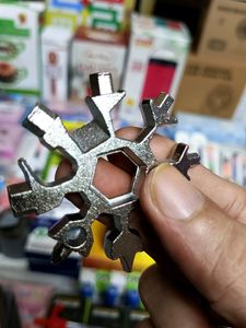 Snowflake Tool (18in1)