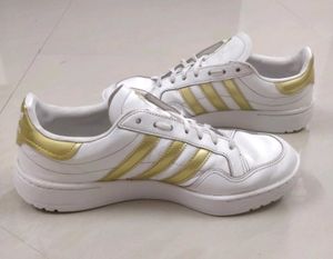 Adidas White Golden Sneakers