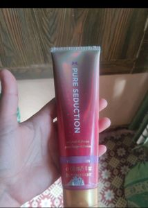 Stay Quircky Loose Powder With Tinted lotion.. Not