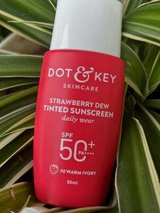 Dot &amp; Key Strawberry Dew Sunscreen
