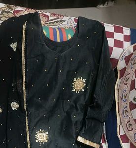 Evergreen 🖤 Black Top &amp; Dupatta