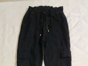 🍂Black Cargo Jogger-Style Pants🍂