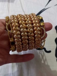 Golden Bangles 4 With 2 Bngle Free 6 Bangle