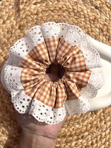 Ghingham lace scrunchie