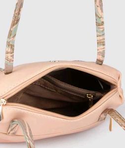 An Amazing Gucci Purse