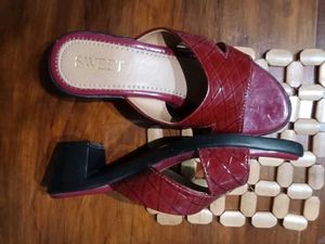 A Fine Wine Colour With Short Heels