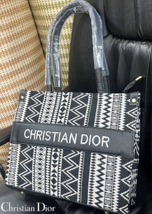CHRISTIAN DIOR PREMIUM QUALITY TOTE BAG