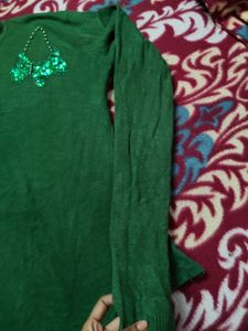 Beautiful Green Turtle Neck Sweater