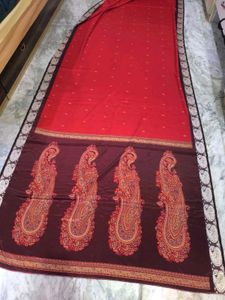 Blood Red Saree With Mehendi Design