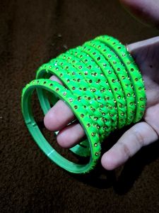 Green Bangles Set of 8 bangle