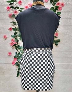 Colorful Graphic Print Top &amp; Skirt For S To M size