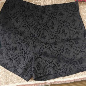 Patterned Black Shorts