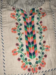 Embroidered Floral Print Kurti