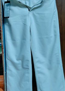 White Wideleg Jeans