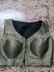 Silk Zari Woven Saree