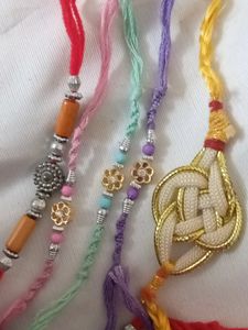 5 Beautiful Rakhi Combo