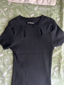 Zudio XS Ribbed Black Top