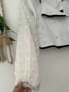 women’s top