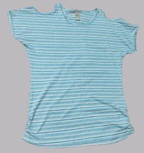 Stylish Top🌟Cold Shoulder₹250