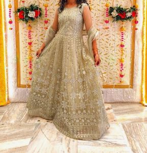 Long Gown Wit Cancan Fittited