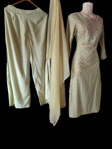 Elegant Ethnic Set