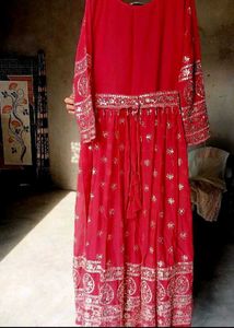 ethnic gown.srif 30 miniut wear kiya.