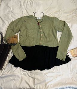 Cute  Green Cropped Cardigan - soft Knit
