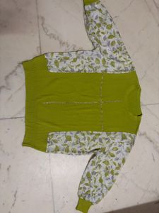 Green Floral Sleeve Top