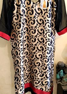 Elegant Patterned Kurta