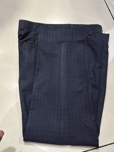 Men&#39;s Dark Blue Plaid Trousers