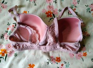 Lightly Paded T-shirt Bra