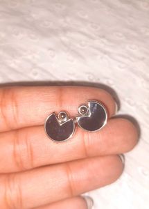 🎀Korean Trendy Earrings And Many More😍🤌🏻