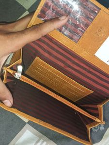 This is The Beautiful Leather purse For Women
