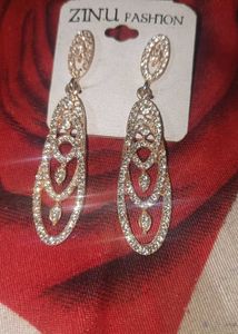 Rose Gold Dimond Earings 💕
