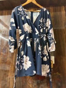Chic Floral Romper - Navy &amp; Blush