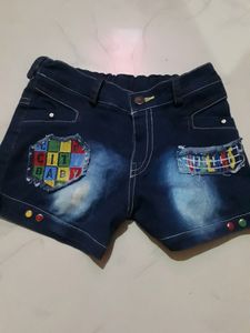 Top And Hot Pants Set