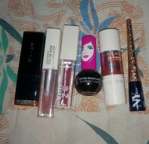 Manish Malhotra Lipstick(Combo Of 6 Products)