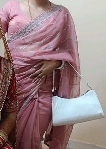 Beautyful Saree With Padded Blouse