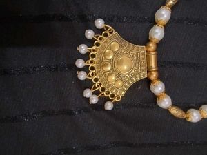 Vintage Style Pearl &amp; Gold Necklace