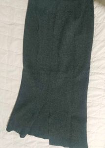 Elegant Gray Knit Pencil Skirt with side slit