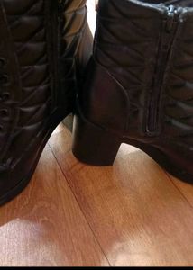 Quilted Lace Up Boots