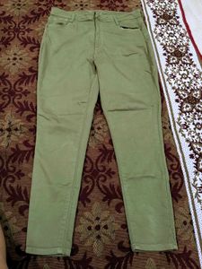 Olive Colour Jeans 👖 For Women