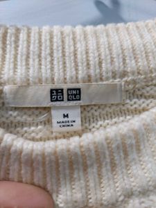 🇨🇳 Uniqlo Imported New Off-White Sweater ❗️❗️
