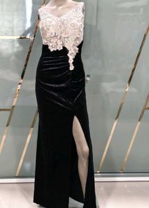Elegant Black Velvet Maxi Dress