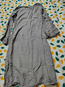 Elegant Grey Midi Dress