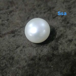Lustrous White Pearl