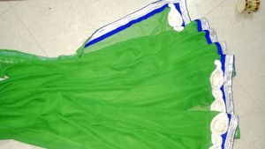 Party Wear Saree Pach Wark Nice Look With Blouse