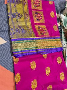 Women Magenta Saree