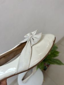 Elegant White Ballet Flats